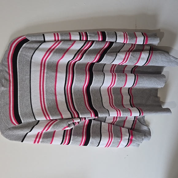 Cyrus Ladies 3X Cardigan - Picture 4 of 6